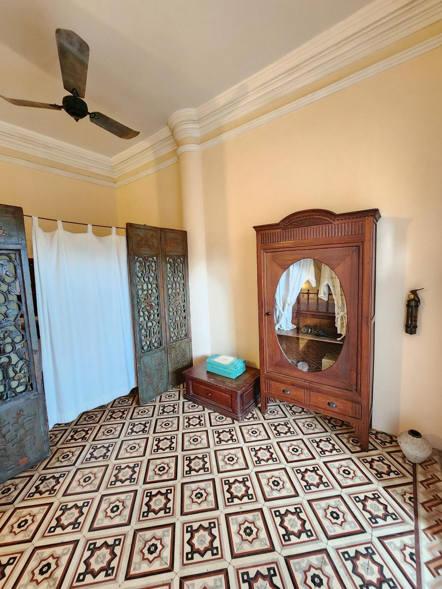 La 4* Battambang