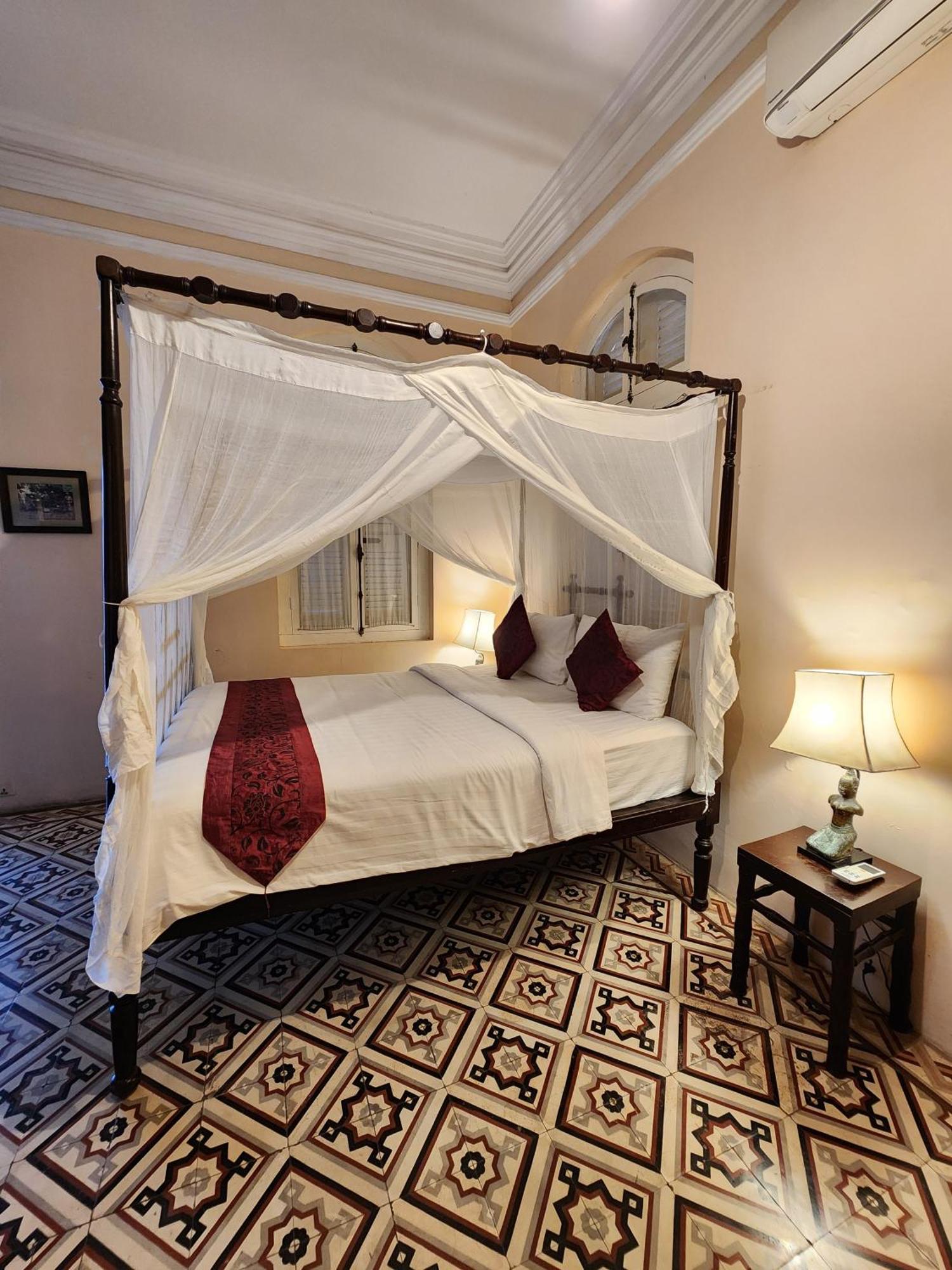 La 4* Battambang
